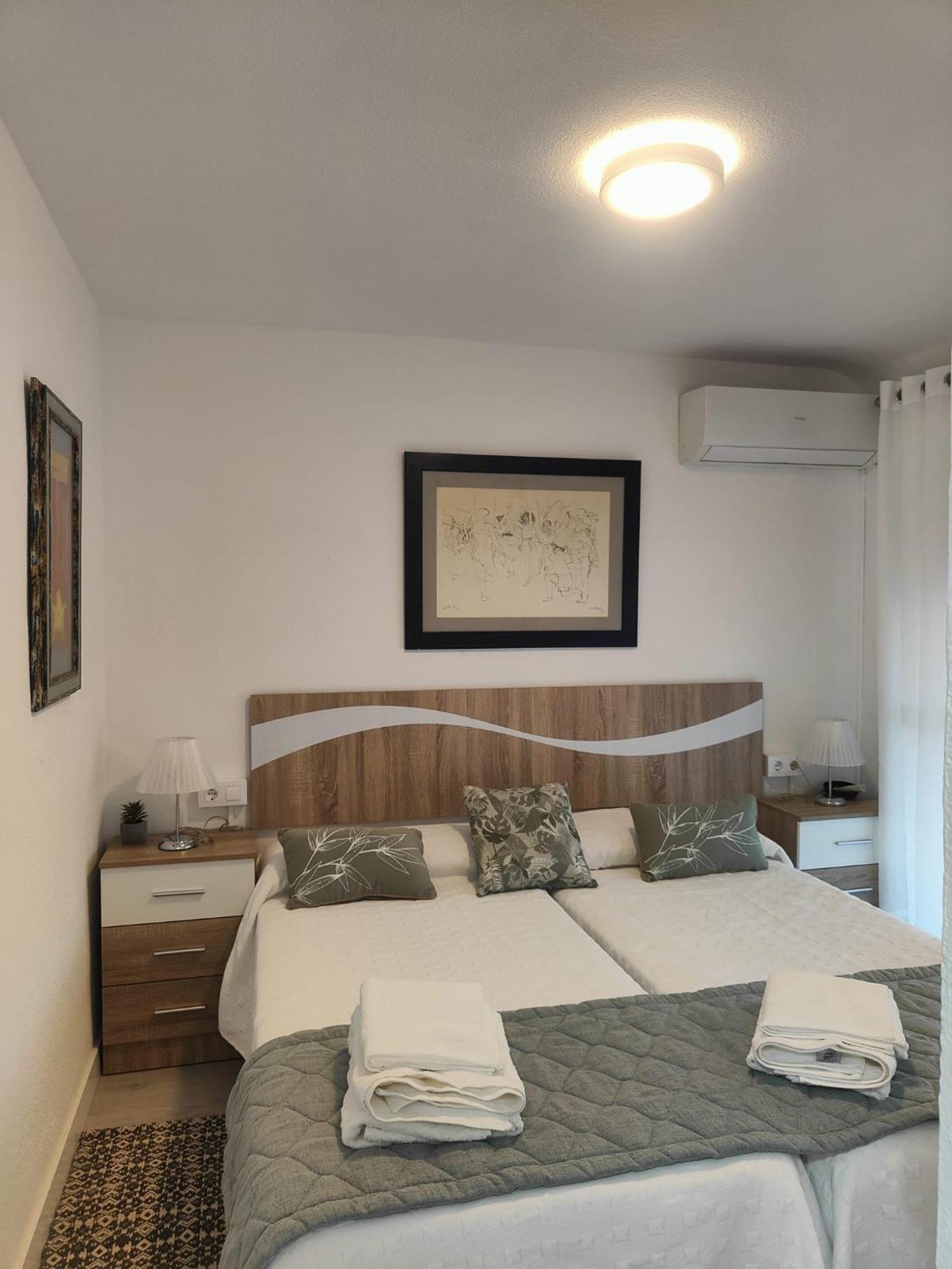Agradable Duplex Terraza Virgen Del Rocio Apartment เซบีญา ภายนอก รูปภาพ
